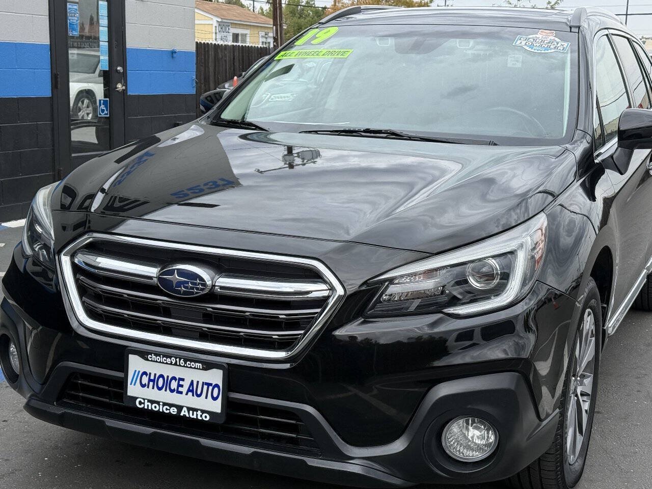 Used 2019 Subaru Outback 3.6R Touring w/ Popular Package #3A AWD/4WD image 24
