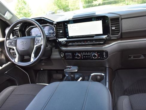 Used 2023 Chevrolet Silverado 1500 RST AWD/4WD image 29
