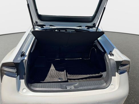 Used 2024 Toyota Prius Prime FWD image 40