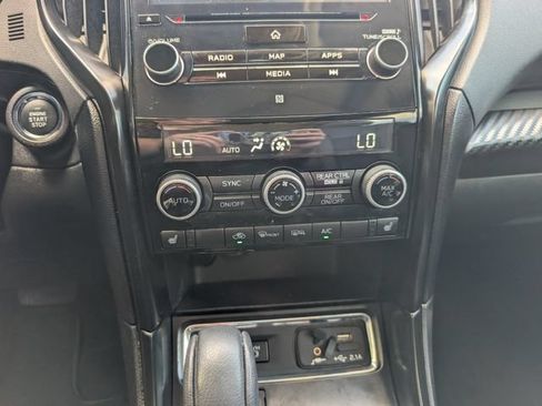 Used 2022 Subaru Ascent Onyx Edition AWD/4WD image 17