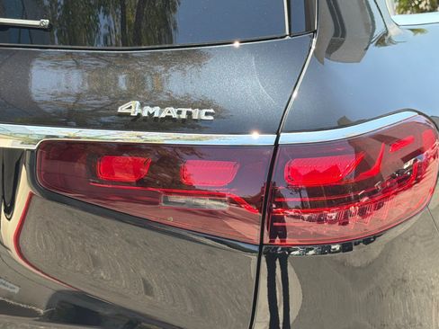 Used 2026 Mercedes-Benz GLS 450 4MATIC image 28