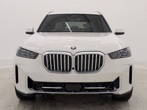 Used 2024 BMW X5 xDrive40i w/ Premium Package image 6