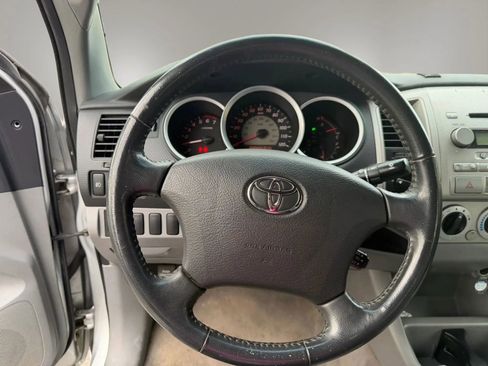 Used 2005 Toyota Tacoma 4x4 Double Cab image 17