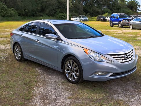 Used 2013 Hyundai Sonata SE w/ Navigation & Sunroof Pkg image 15