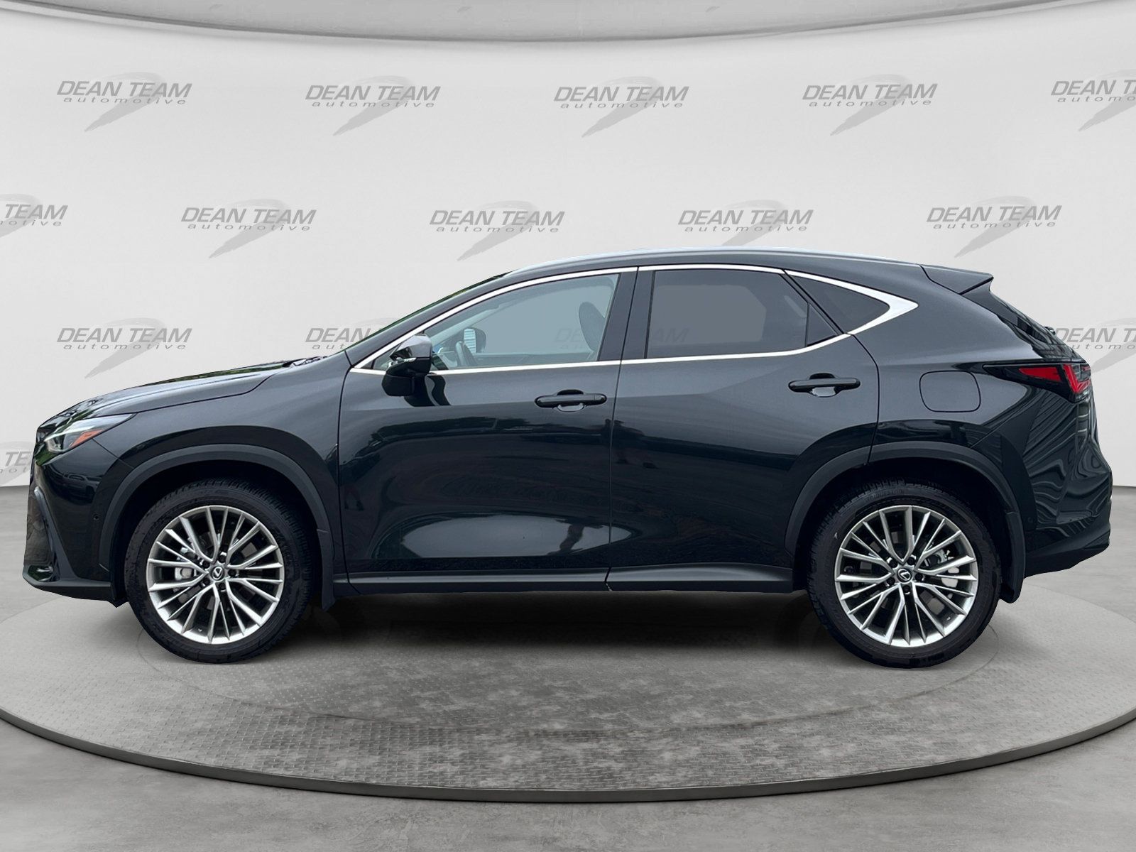Used 2025 Lexus NX 350h AWD w/ Rear Seat Package image 4