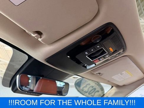 Used 2023 Kia Carnival SX Prestige FWD image 29