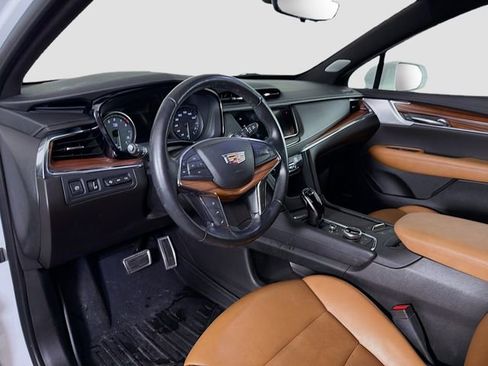 Used 2020 Cadillac XT5 Premium Luxury AWD/4WD image 10