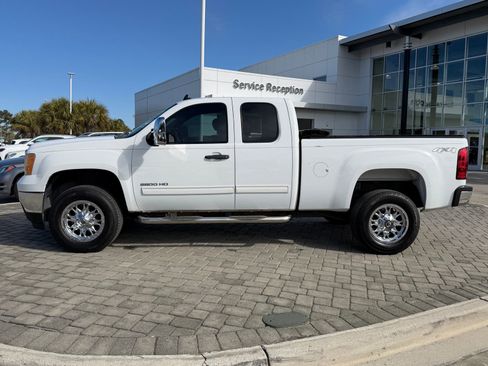 Used 2011 GMC Sierra 2500 SLE image 11