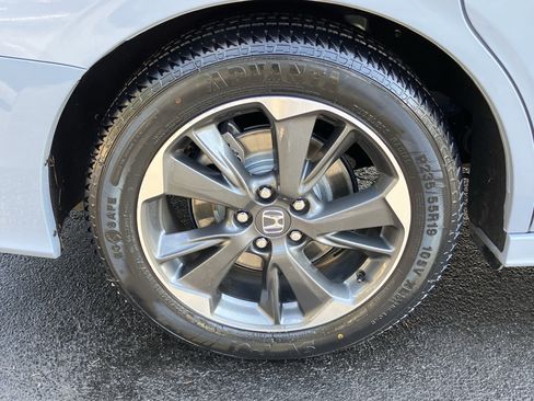 Certified 2024 Honda Odyssey Elite image 13