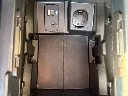 Used 2017 Subaru Crosstrek 2.0i Limited image 54