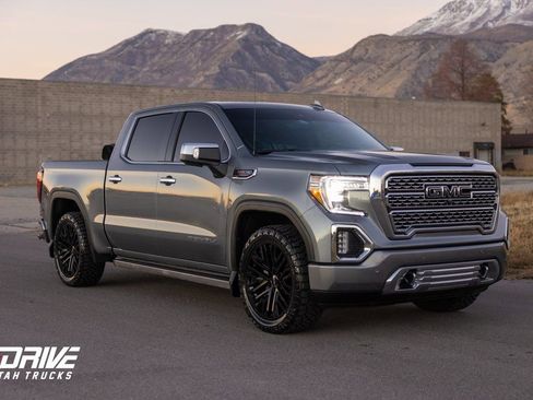 Used 2019 GMC Sierra 1500 Denali image 1