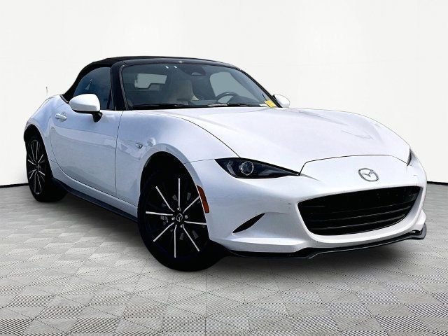 Used 2024 MAZDA MX-5 Miata Grand Touring w/ Appearance Package RWD image 1