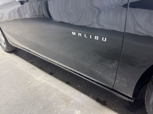 Used 2022 Chevrolet Malibu LS image 9