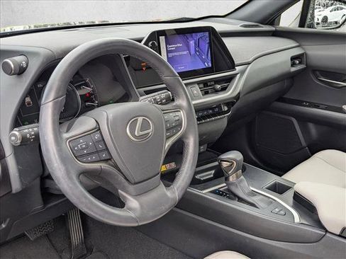 Used 2024 Lexus UX 250h FWD image 13