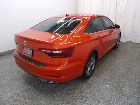 Used 2019 Volkswagen Jetta R-Line FWD image 6