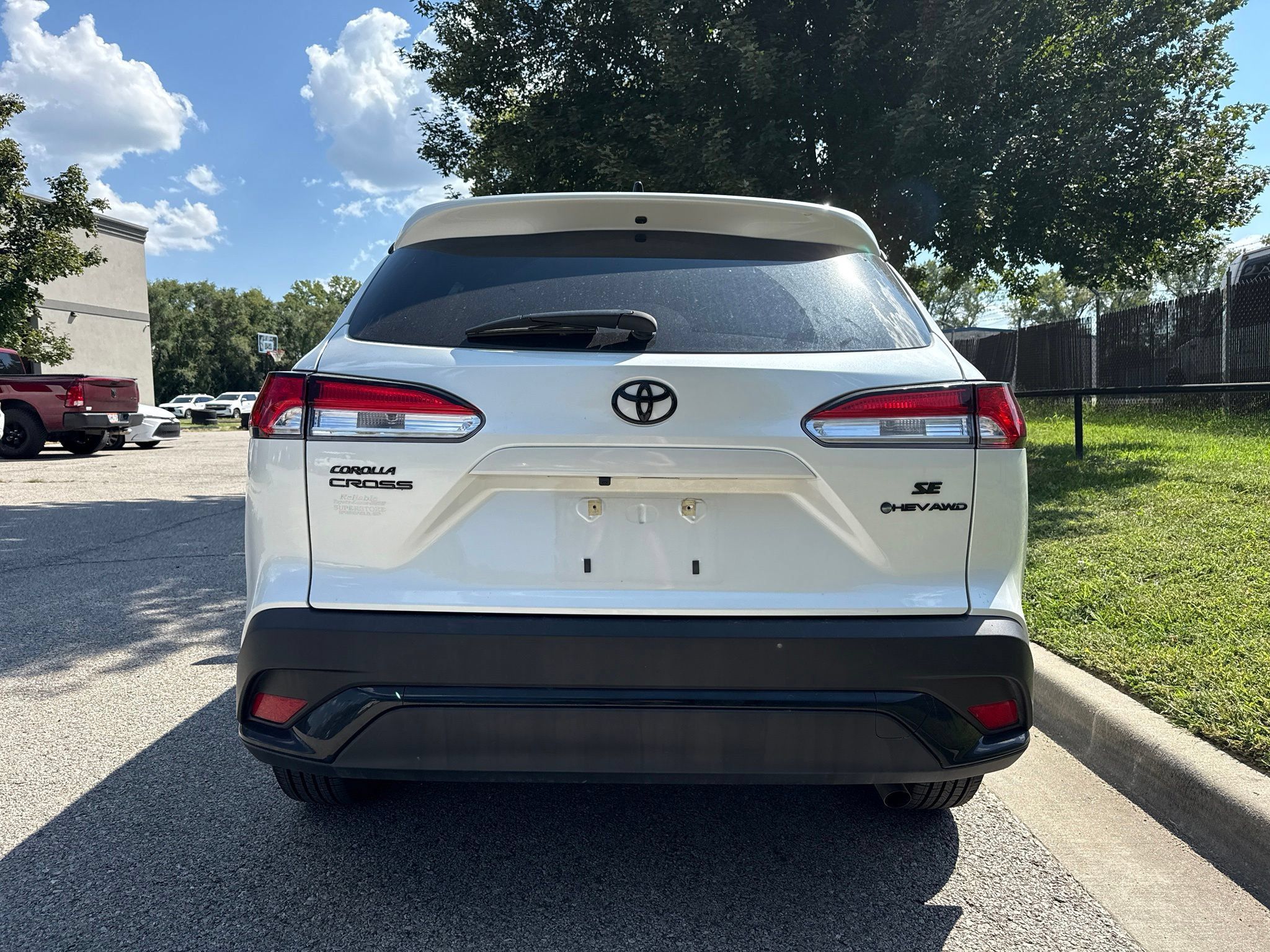 Used 2025 Toyota Corolla Cross AWD Hybrid image 6