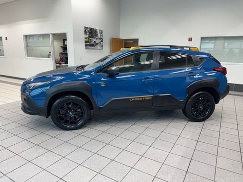 Used 2024 Subaru Crosstrek 2.5i Wilderness w/ Wilderness Package AWD/4WD image 9