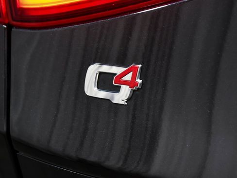 Used 2023 Alfa Romeo Stelvio Veloce image 91