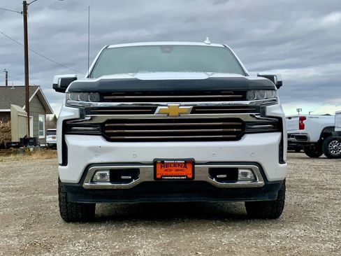 Used 2022 Chevrolet Silverado 1500 High Country w/ Technology Package image 11