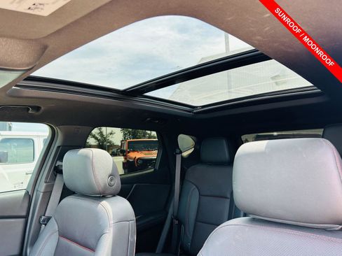 Used 2024 Chevrolet Blazer RS w/ Enhanced Convenience Package FWD image 4