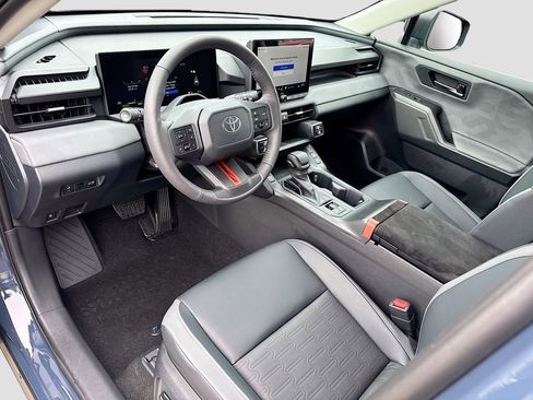 Used 2026 Toyota RAV4 AWD image 9