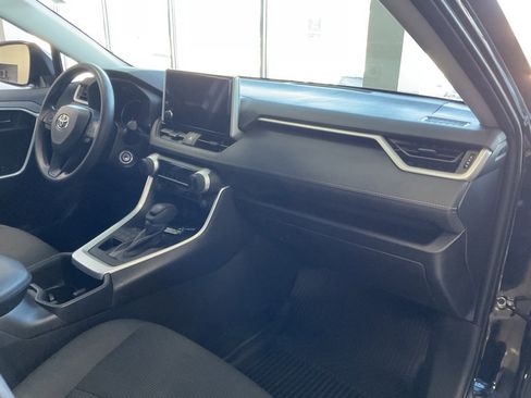 Used 2025 Toyota RAV4 LE image 19