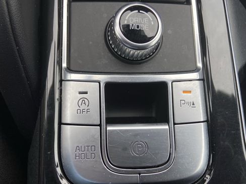 Used 2025 Kia Telluride S FWD image 47