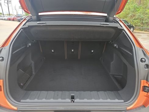 Used 2025 BMW X2 xDrive28i image 6