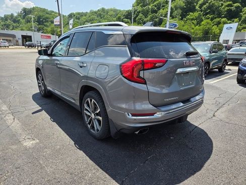 Used 2019 GMC Terrain Denali w/ Advanced Safety Package AWD/4WD image 5