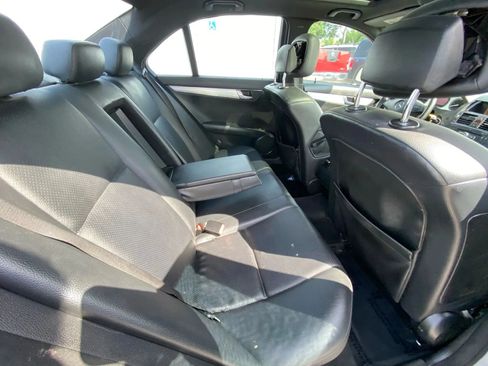 Used 2008 Mercedes-Benz C 300 Sedan image 16