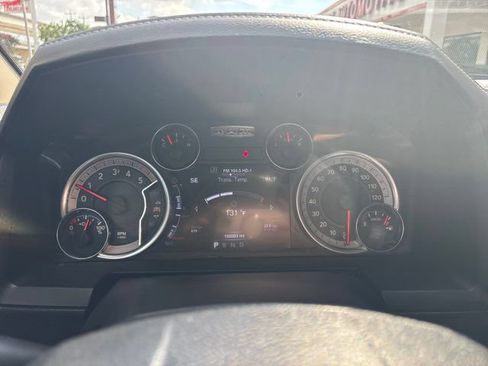Used 2016 RAM 1500 Laramie w/ Convenience Group AWD/4WD image 29