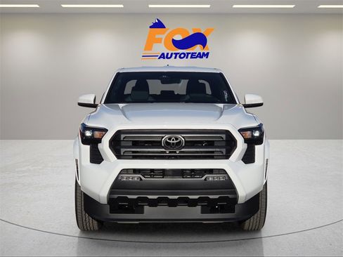 New 2026 Toyota Tacoma SR5 image 8
