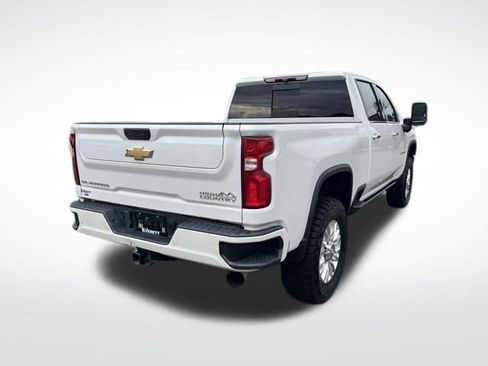 Used 2022 Chevrolet Silverado 2500 High Country AWD/4WD image 9