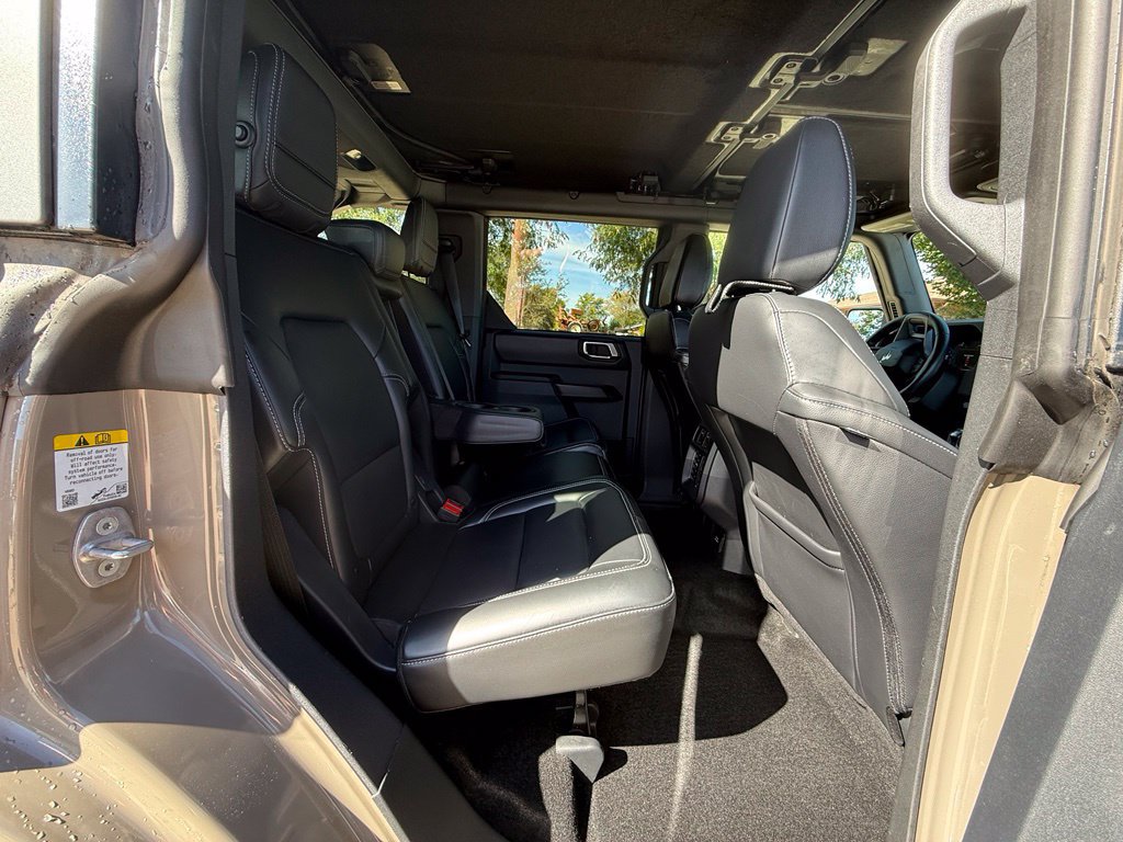 Used 2025 Ford Bronco Outer Banks AWD/4WD image 19