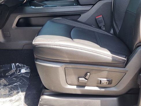 New 2026 RAM 2500 Limited AWD/4WD image 18