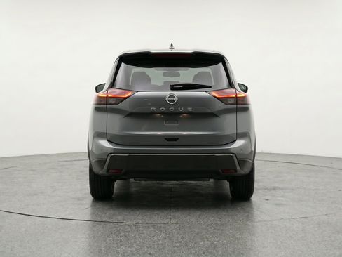 Used 2025 Nissan Rogue SV AWD/4WD image 7