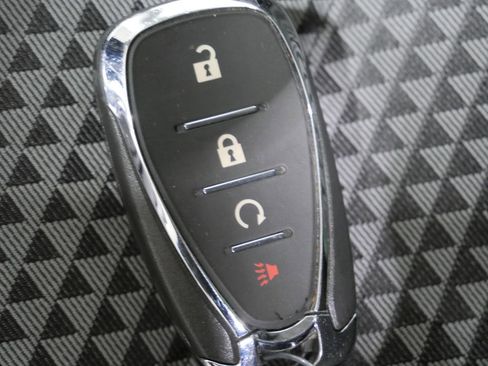 Used 2025 Chevrolet Trax LT image 27