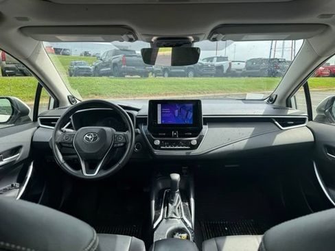 Used 2024 Toyota Corolla XLE FWD image 15