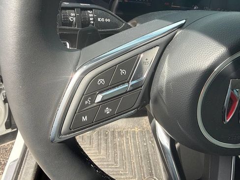 Used 2025 Buick Envision Avenir AWD/4WD image 15