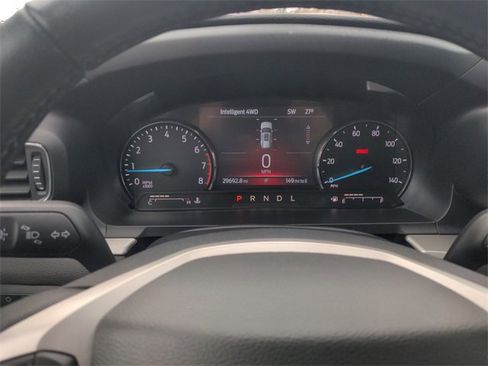 Certified 2022 Ford Explorer XLT w/ Equipment Group 202A image 36