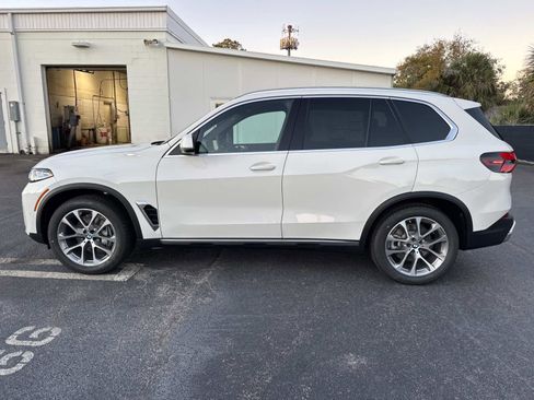 New 2026 BMW X5 xDrive40i w/ Parking Assistance Package image 6