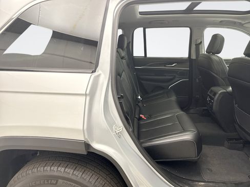 Used 2024 Jeep Grand Cherokee Limited 4xe AWD/4WD image 19
