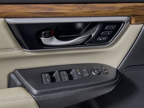 Used 2021 Honda CR-V EX-L image 17