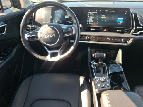 Used 2023 Kia Sportage EX image 23