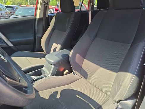 Used 2013 Toyota RAV4 XLE FWD image 20