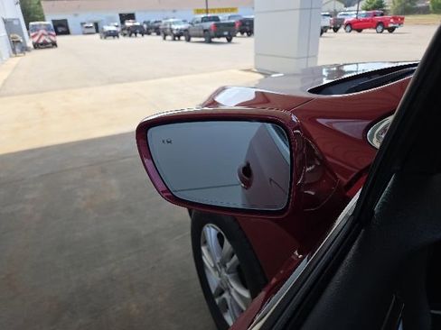 Used 2020 Buick Enclave Essence FWD image 37