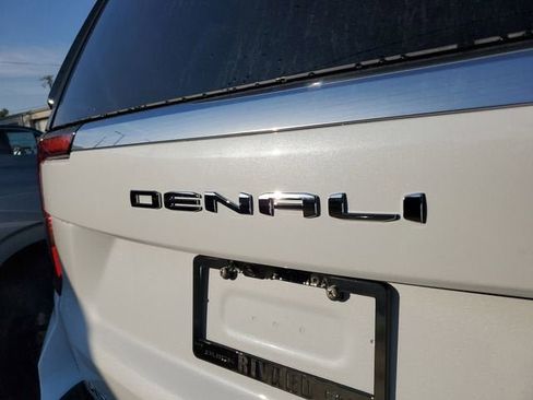 New 2026 GMC Yukon XL Denali w/ Sun & Power Step Package image 9