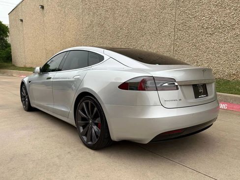 Used 2016 Tesla Model S P100D image 4