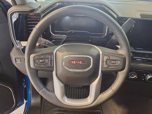 Used 2024 GMC Sierra 1500 Elevation AWD/4WD image 7