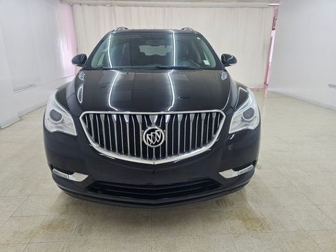 Used 2017 Buick Enclave Leather FWD image 16